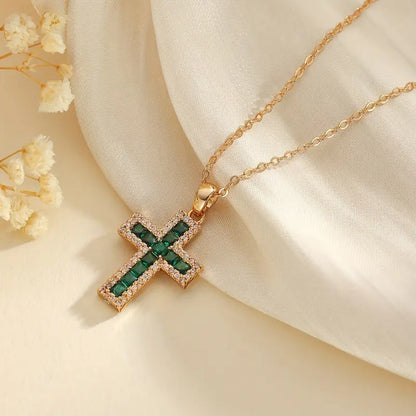 Zelta kaklarota ar piekariņu Solene Emerald Cross