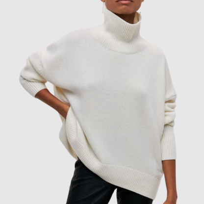 Amelia – Oversize sweter z wysokim kołnierzem