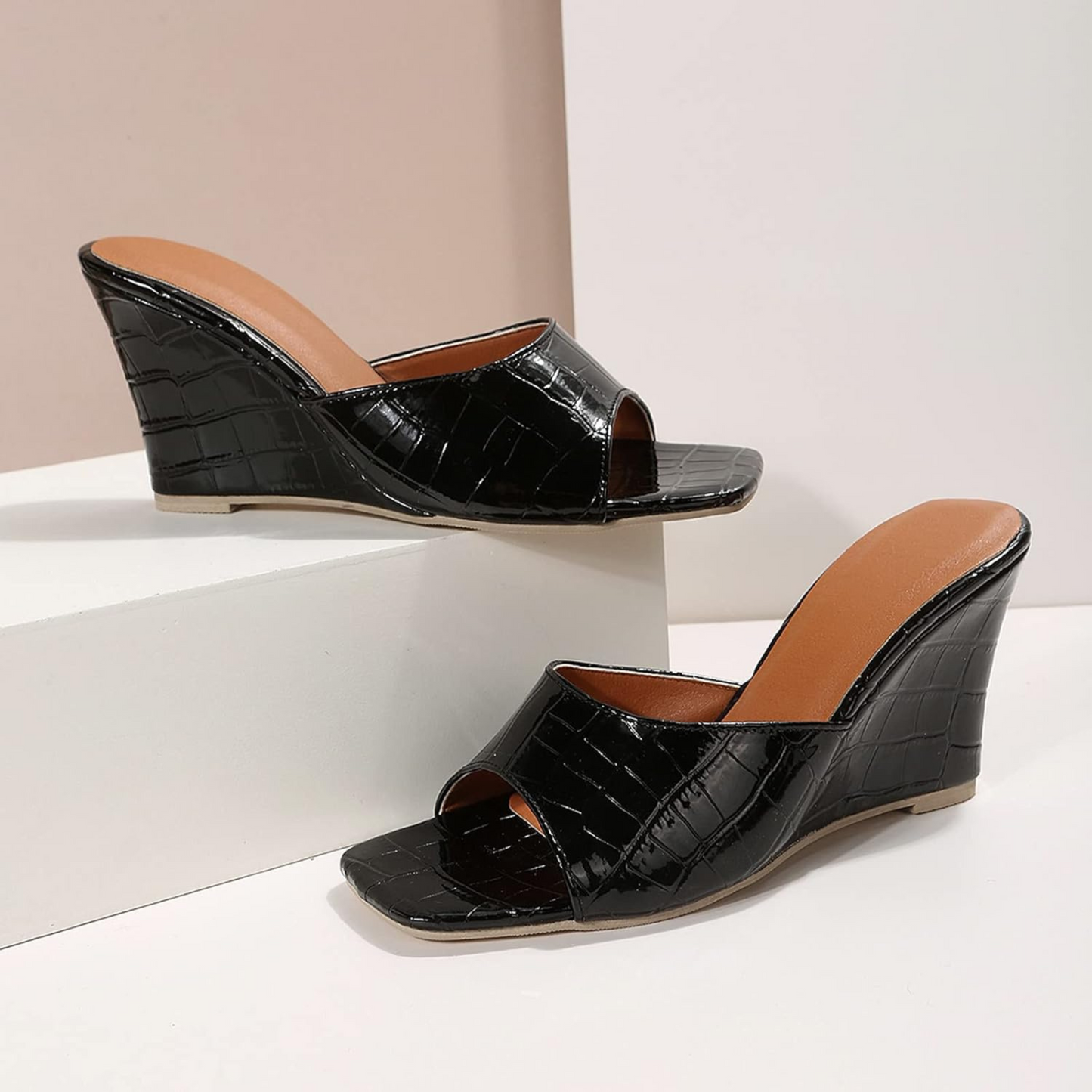 Women's Leather Wedge Cushioned Shoes