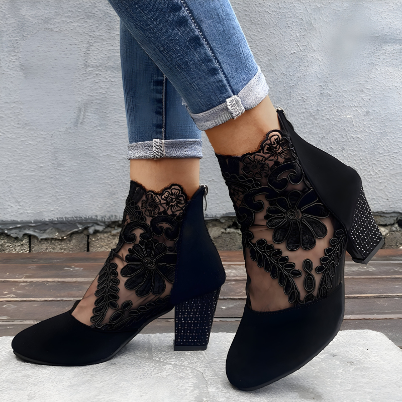 Alvéra™ Heels