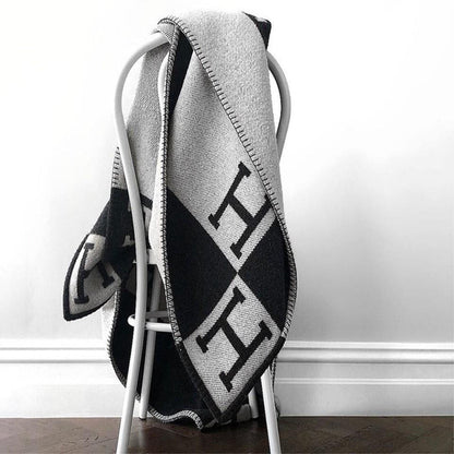 Plaid doré exclusif en cachemire et laine