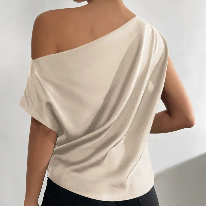 Blouse plissée à épaules dénudées
