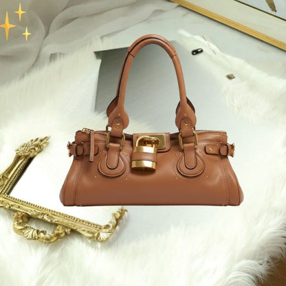 Women’s Handbag with Adjustable Straps