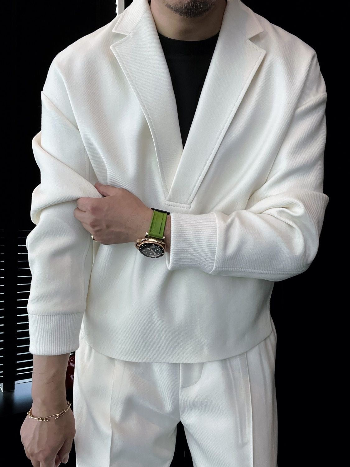 Antoine™ – Ensemble Lounge Col V élégant