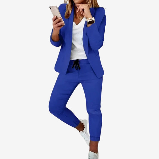 Livia – Ensemble deux pièces avec blazer et pantalon à cordon de serrage