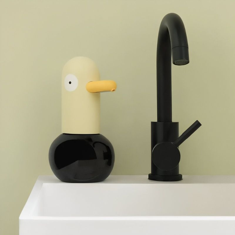 SoapTech - Sæbedispenser med sensor og andeinspireret design