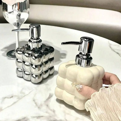 BubbleFlow – Square Soap Dispenser with Bubble Design | Stylish Dispenser for Bathroom and Kitchen