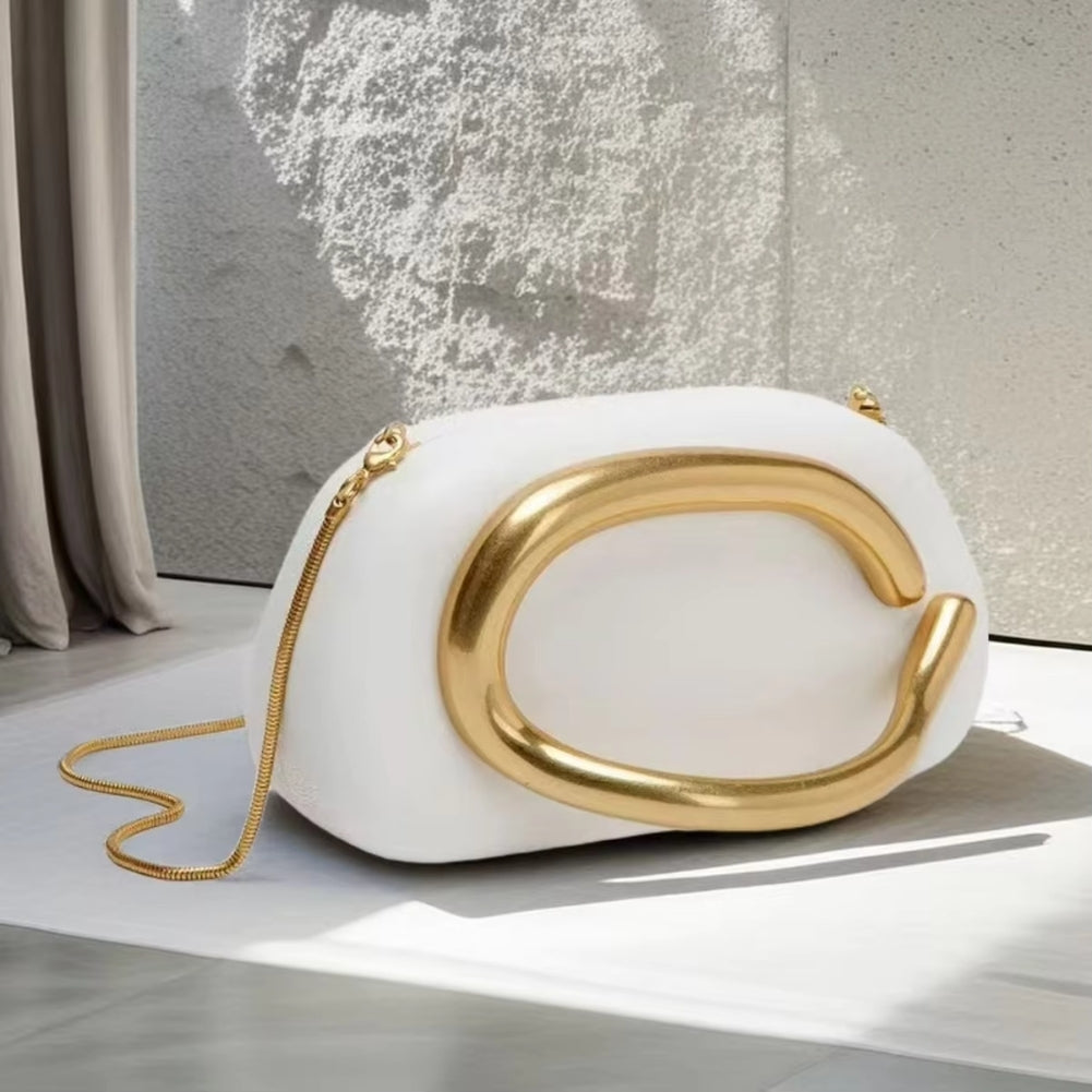 Delilah – Large capacity handbag with decor and strap