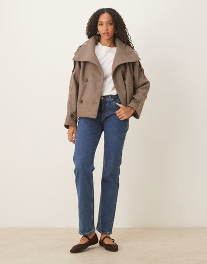 Chic autumnal wool peacoat