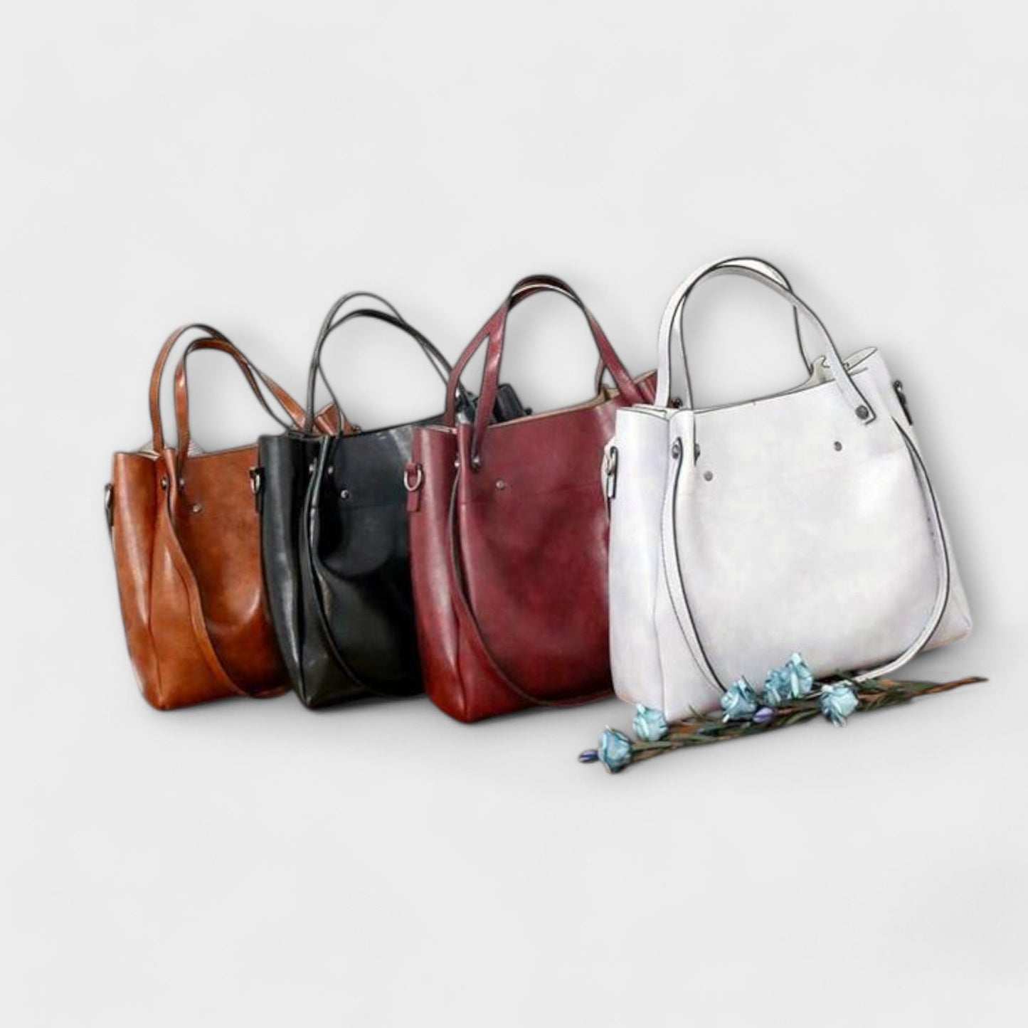 Léora. - 4-Piece Vintage Bag Set