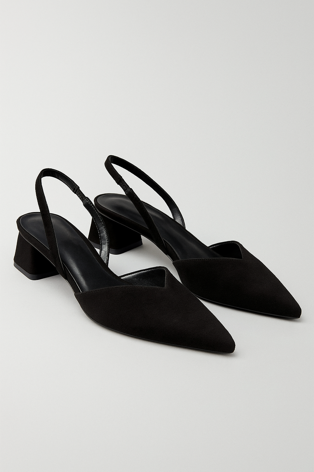Sophisticated Slingback Sandals for Effortless Style