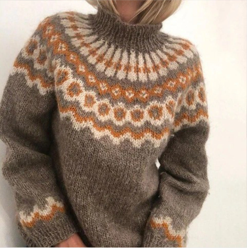 Pull en laine tricoté à motifs nordiques, col montant, couleurs beige, orange et blanc, style hiver chaud et confortable, mode femme tendance.