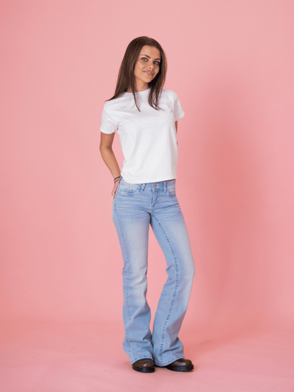 LUNA LOW BOOTCUT JEANS - LIGHT BLUE