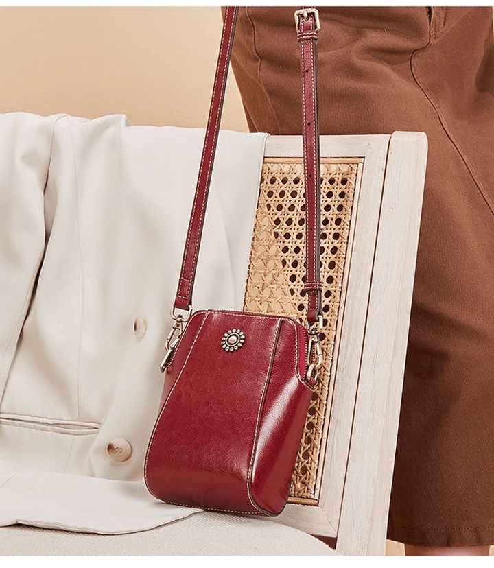 VexaLuxe™ Crossbody — Own Every Moment with Effortless Style and Unmatched Organization