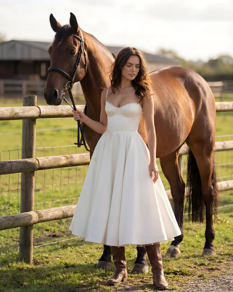 Belle - Robe midi avec couches de tulle et poches secrètes
