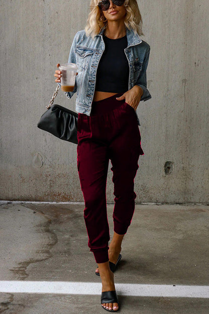 Satin-Jogginghose mit hoher Taille und Taschen