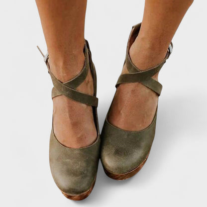 Carlota - Sapatos de Plataforma com Tira Cruzada