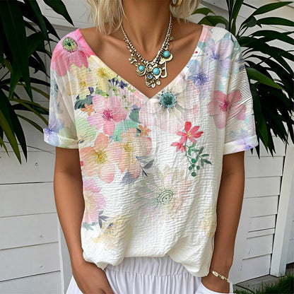 Nela | Casual T-Shirt with Floral Print
