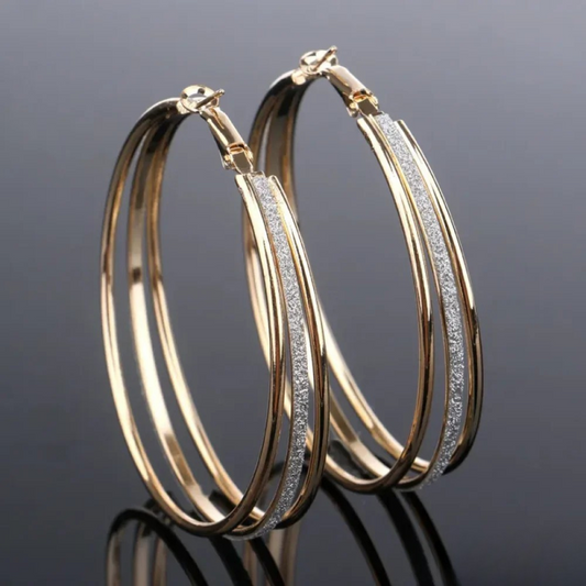 Gold-Tone Retro Hoop Earrings – Vintage-Inspired Gold Hoops