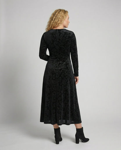 Robe évasée flatteuse pour la silhouette