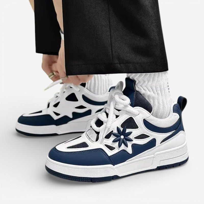 Arjan - Round toe sneaker with lace up closure