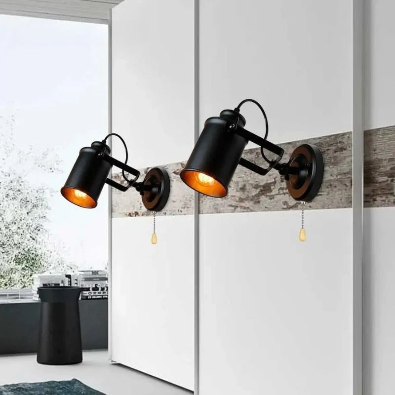 Wandlampe mit verstellbarem Winkel – Funktionale Beleuchtung für Innenräume