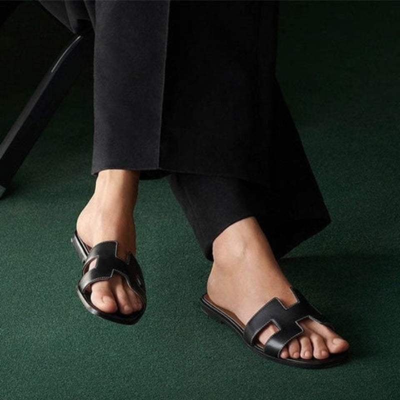 Margot – Sandales plates à brides avec semelle antidérapante