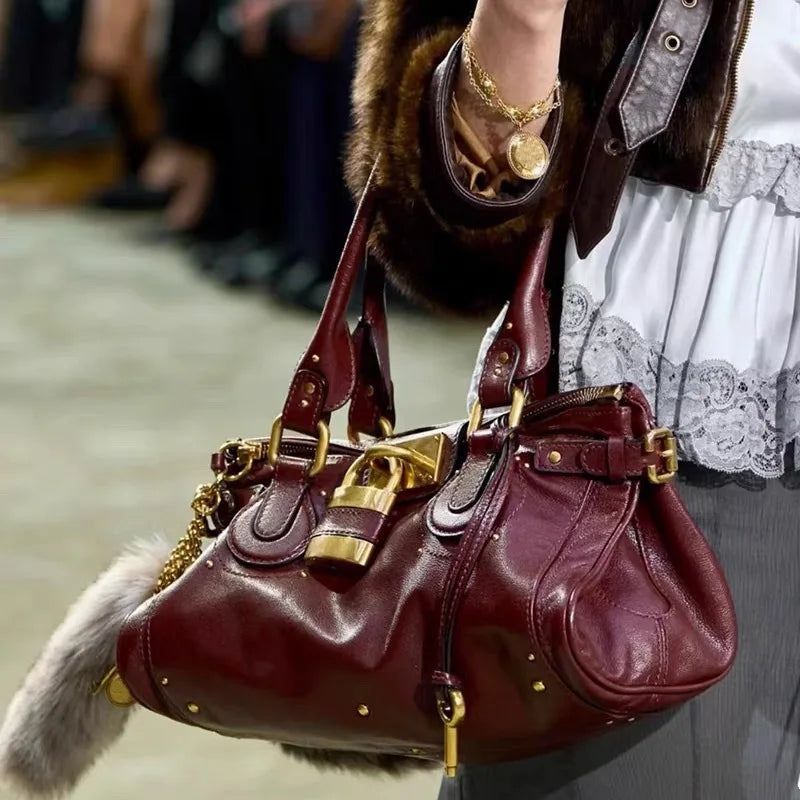 Women’s Handbag with Adjustable Straps