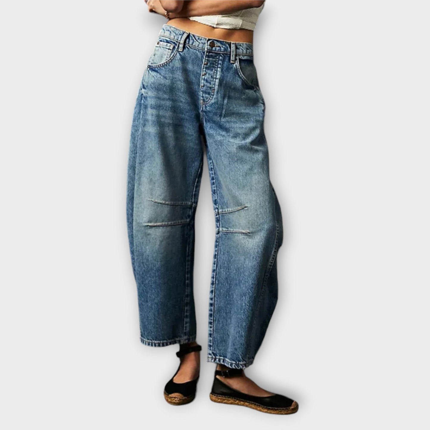 Jeans classici a gamba larga da donna