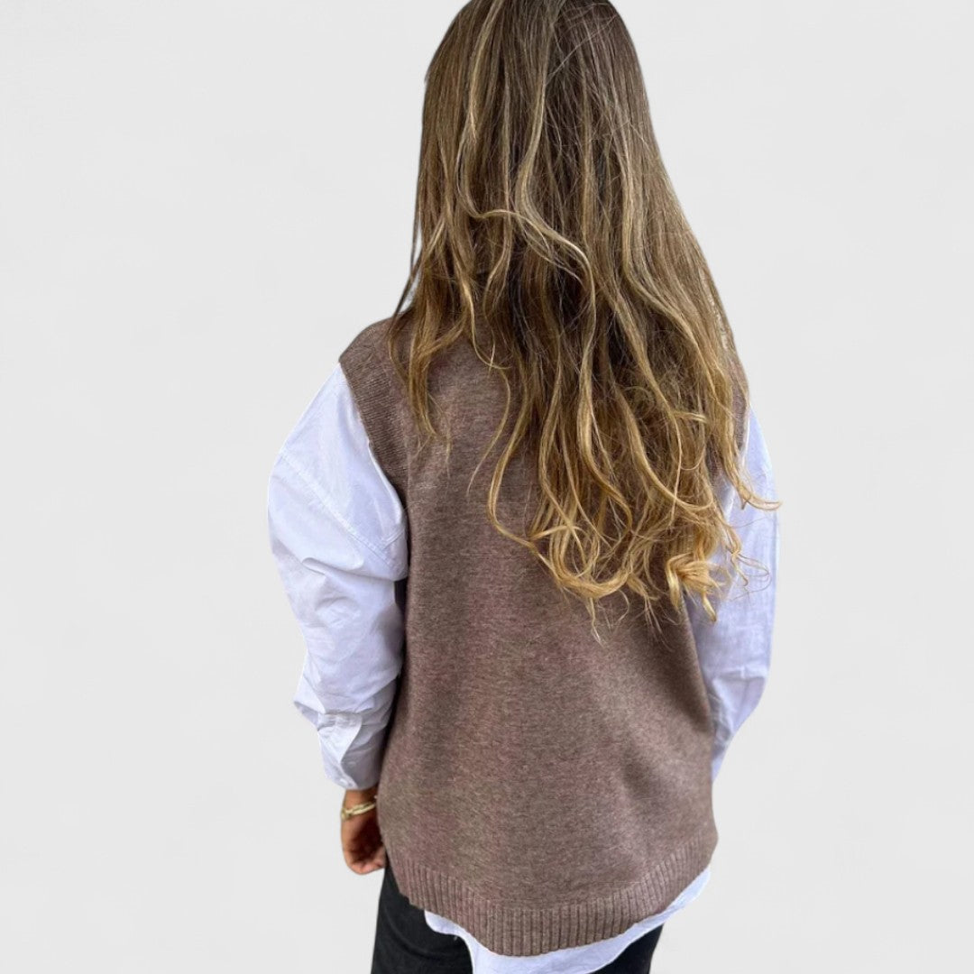 Nusa - Comfortable and Elegant Knit Scarf
