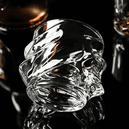 Kristall Whisky-Glas mit facettiertem Design