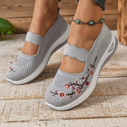 Velaryn™ – Ergonomic Comfort Shoes (Free Insoles Included)