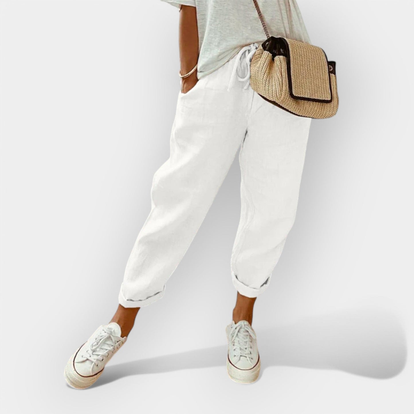 Stella | Linased kerged püksid