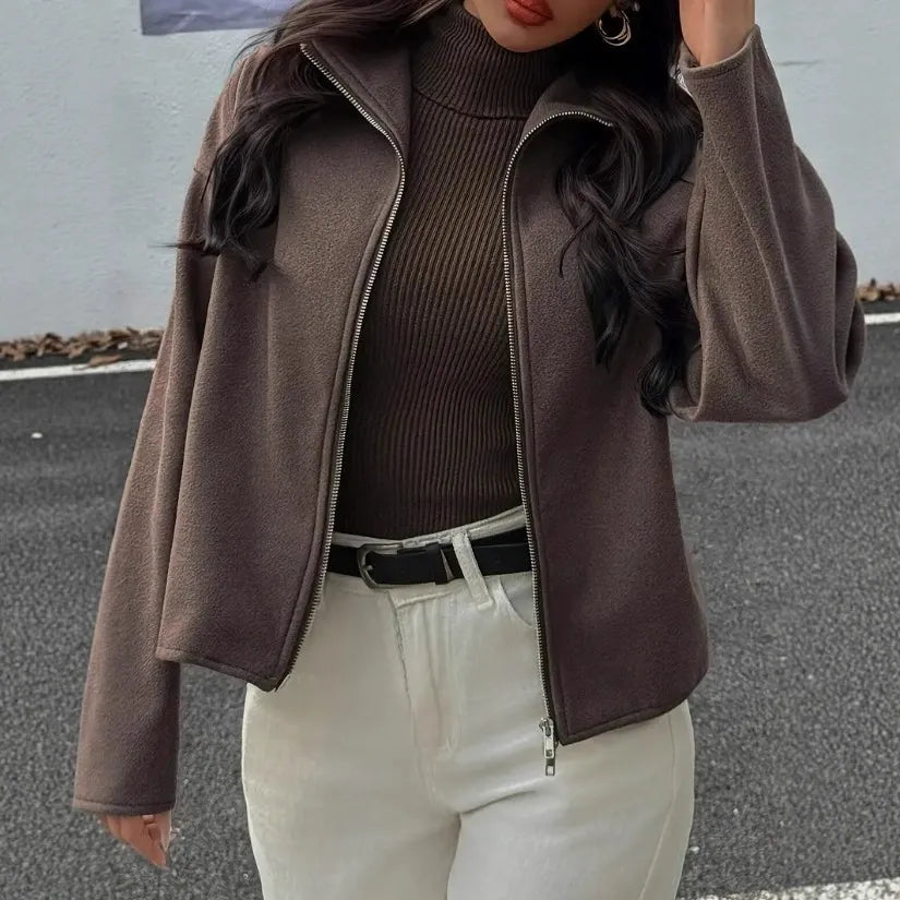 Casual short jacket with stand-up collar and zip closure