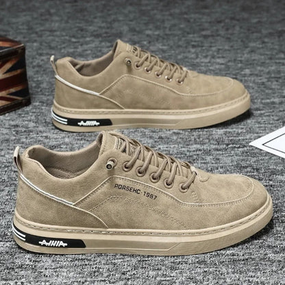 Tom Hollinger | Wildleder-Sneaker im Retro-Stil