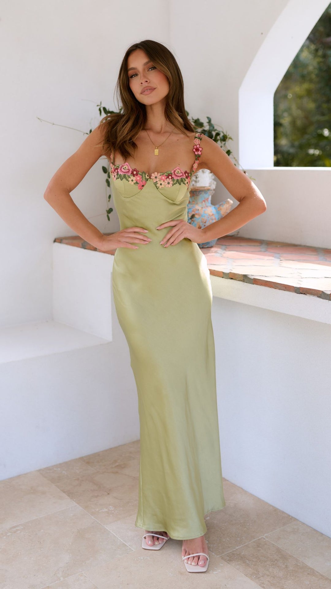 Edurne | Vestido maxi para mujer con tirantes y estampado floral