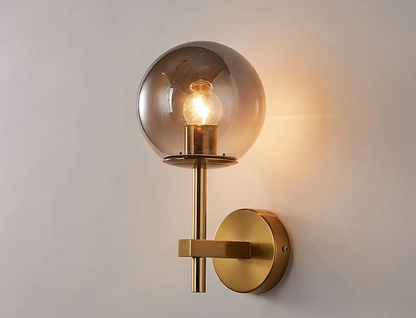 LumiNord – Nordic Moderne LED Wandlamp met Glazen Lichtbol