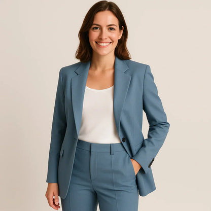 Delmira | Op maat gemaakt powerpak voor dames – chique blazer en rechte broek