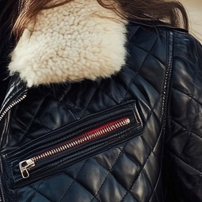 Laura – Veste à manches longues avec col en fourrure et poches zippées