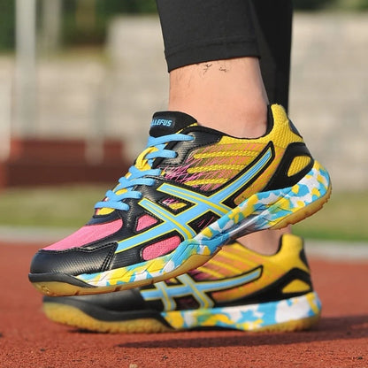 StrideFlex – Sneakers with Adjustable Laces & Round Toe