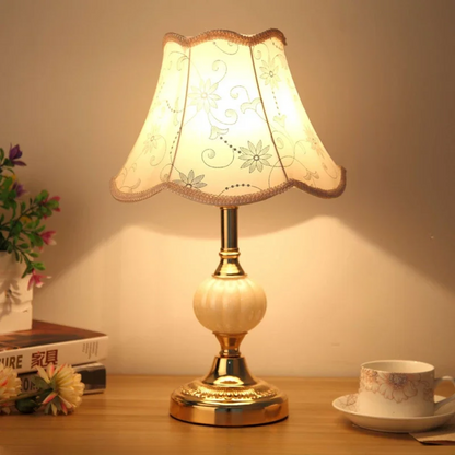 Quixy - Charmante Vintage Scandinavian Tischlampe für warme Atmosphäre - Roborro