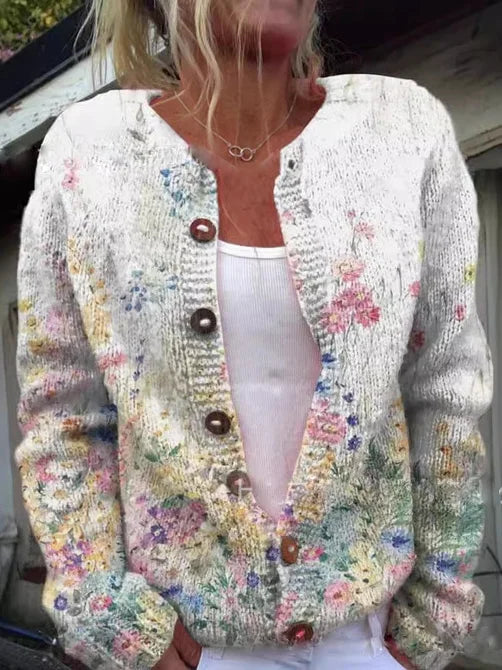Cylene | Weiche Strickjacke mit Blütenstickerei
