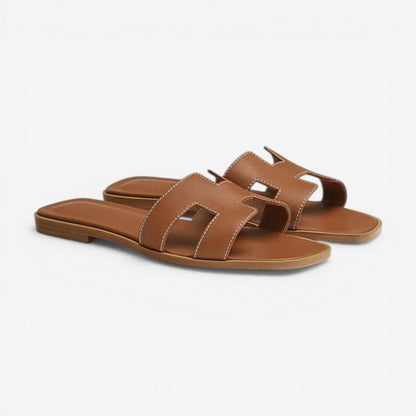 Margot – Sandales plates à brides avec semelle antidérapante