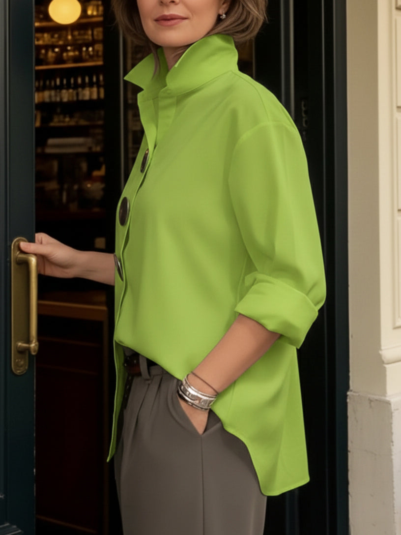 Lyyn - Blusa de Cuello Alto con Botones llamativos