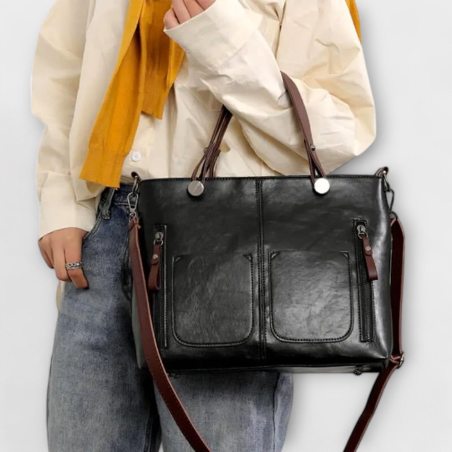 Léora. - Elegant Leather Bag