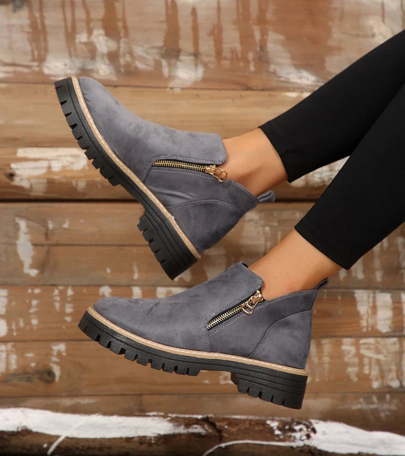 Bottines Confort Femme – Bout Rond avec Plateforme et Fermeture Zippée