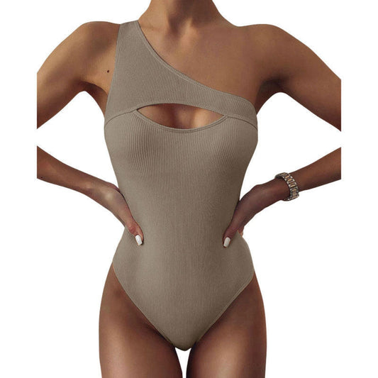 Maria – Elegant badpak met één schouder open voorkant en comfortabele pasvorm