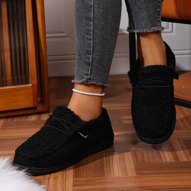 Mia – Women's Round Toe Flats with Slip-On Design