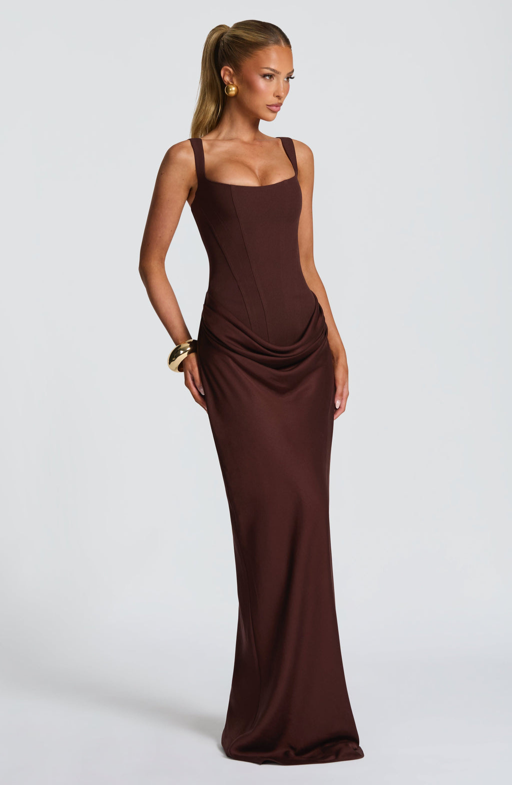 Sanduhr-Maxikleid — Figurbetonte Silhouette, Müheloser Stil