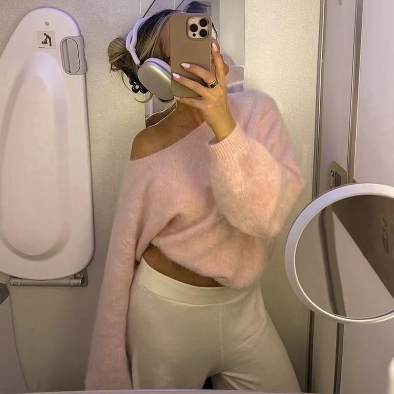 Emma - Long sleeve off shoulder sweater with crew neck